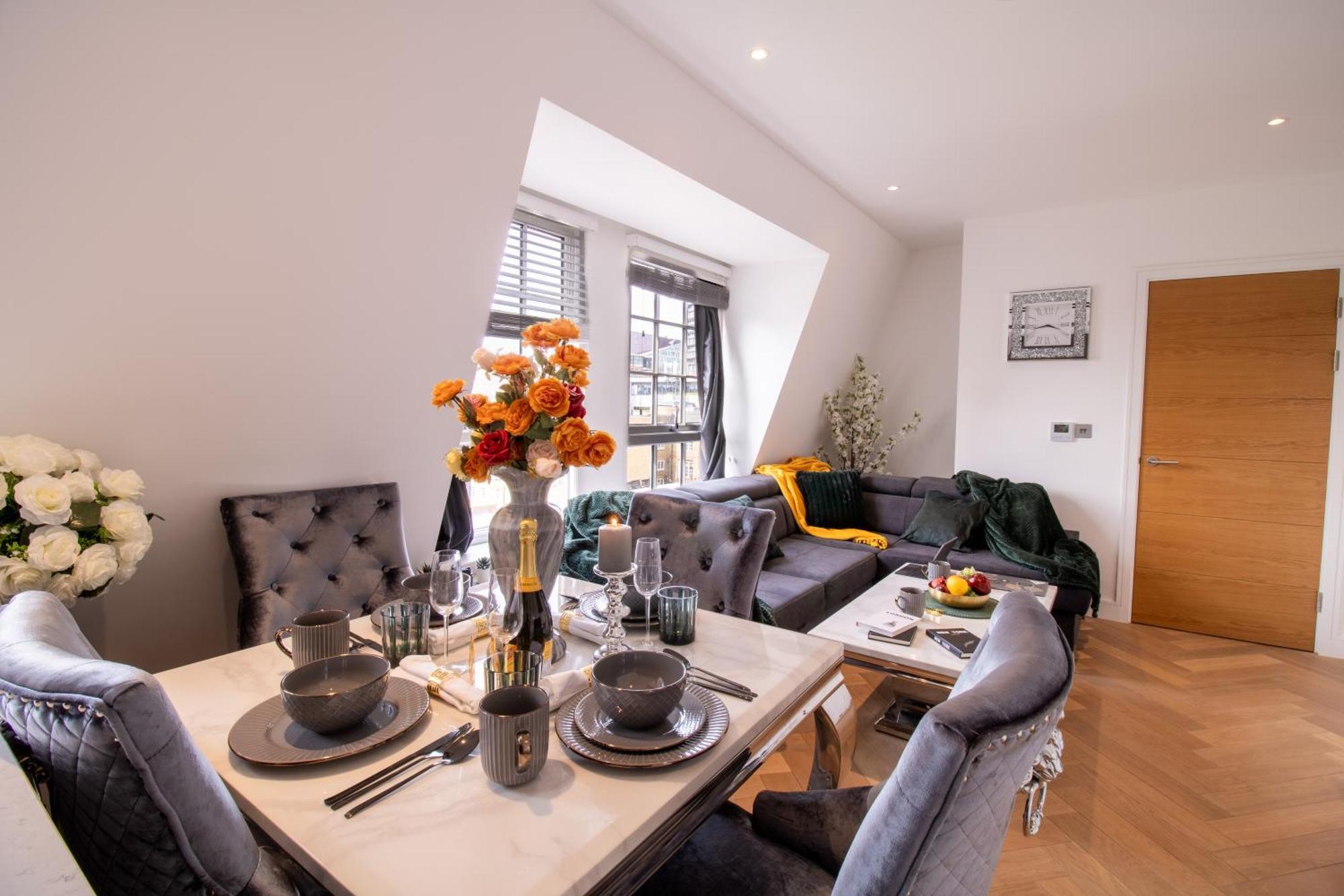 Luxurious 1-Bedroom Penthouse In Marble Arch 71 Londres Exterior foto